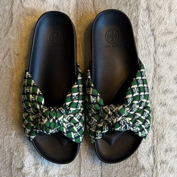 NEW Tory Burch Puffy Knotted Anatomic Slide Fabric Sandals in Geo Logo Green - Picture 2 of 9